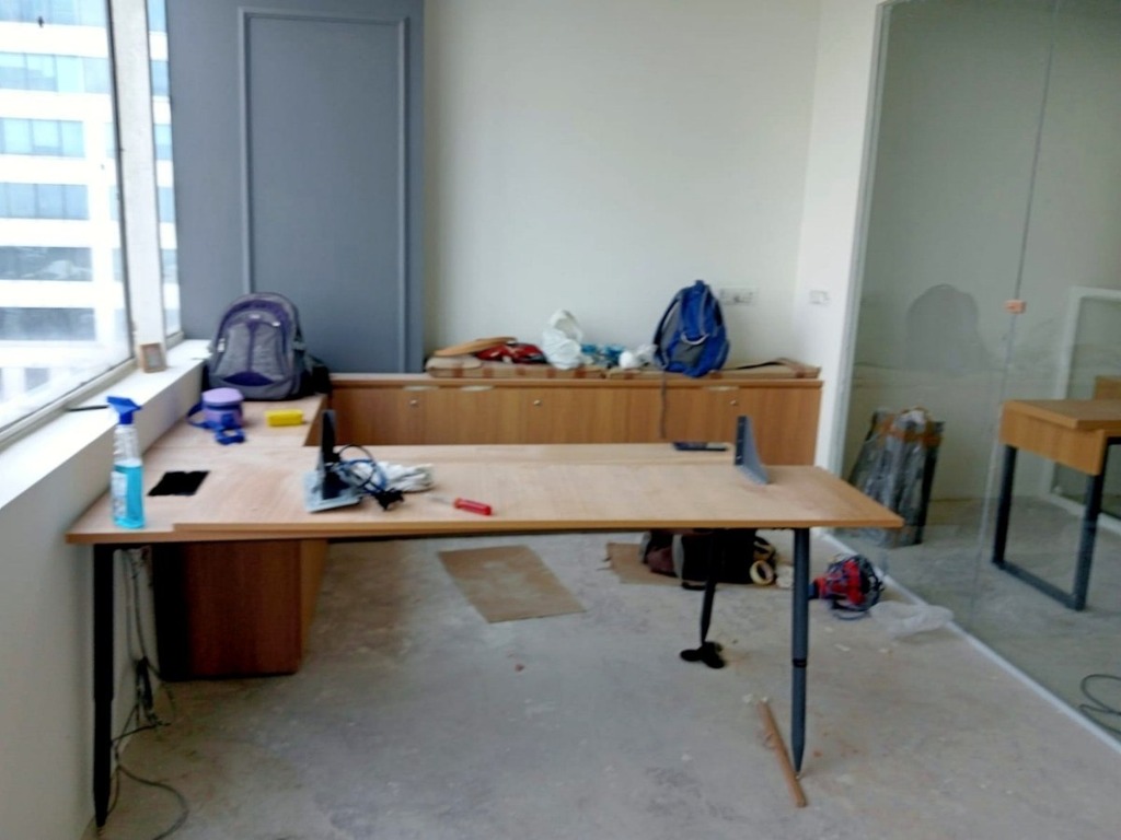Gurugram Corporate Office — Modern Turnkey Workspace Detail 3