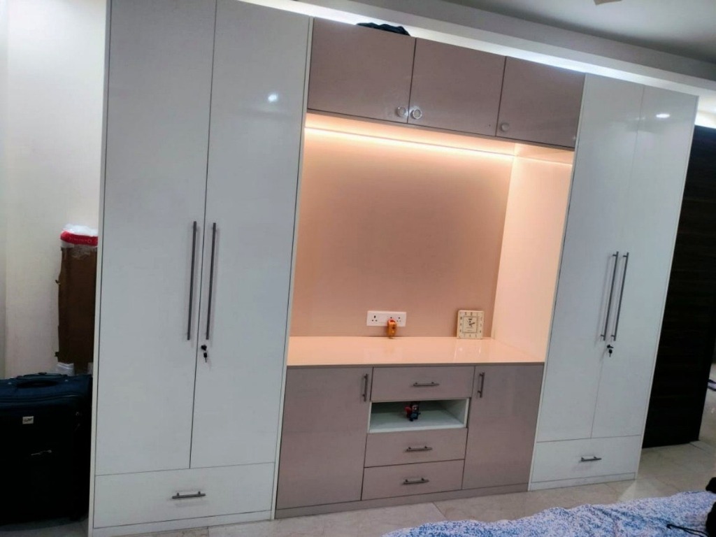 Modular Wardrobes
